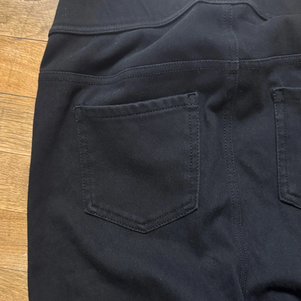 Time and Tru Charcoal Pants - Picture 4 of 6